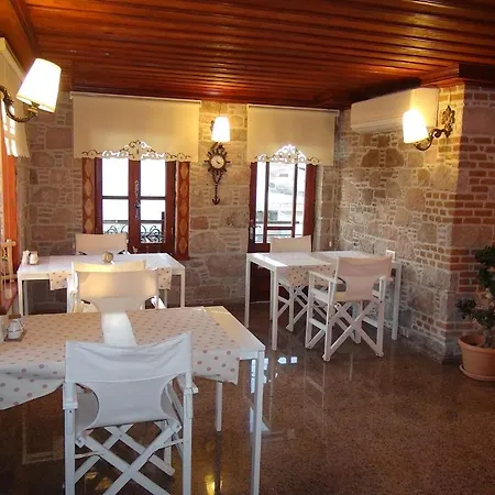 לינה וארוחת בוקר Hayalevi *